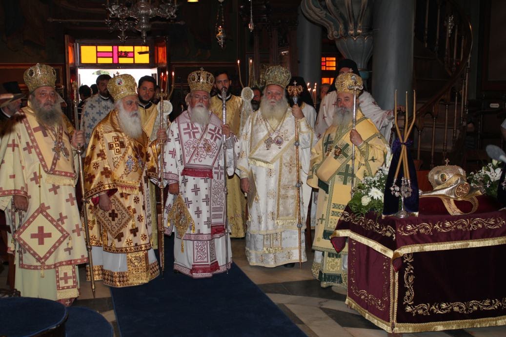 mnhmosyno_ierotheou_ydra_2013_01