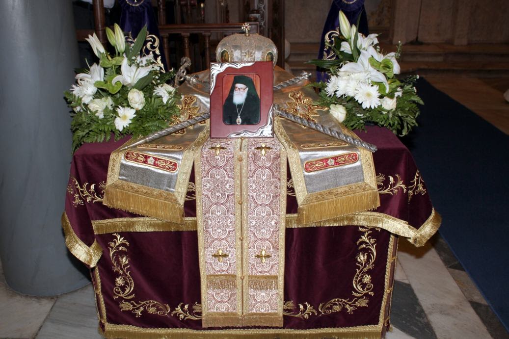 mnhmosyno_ierotheou_ydra_2013_09